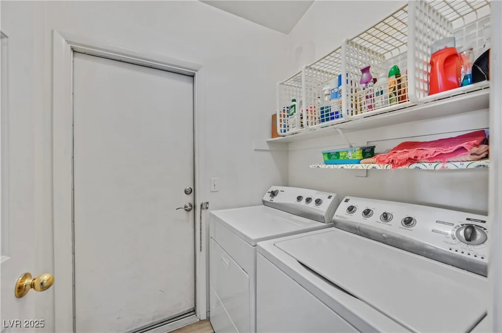 6125 Desert Haven, Las Vegas, NV 89130