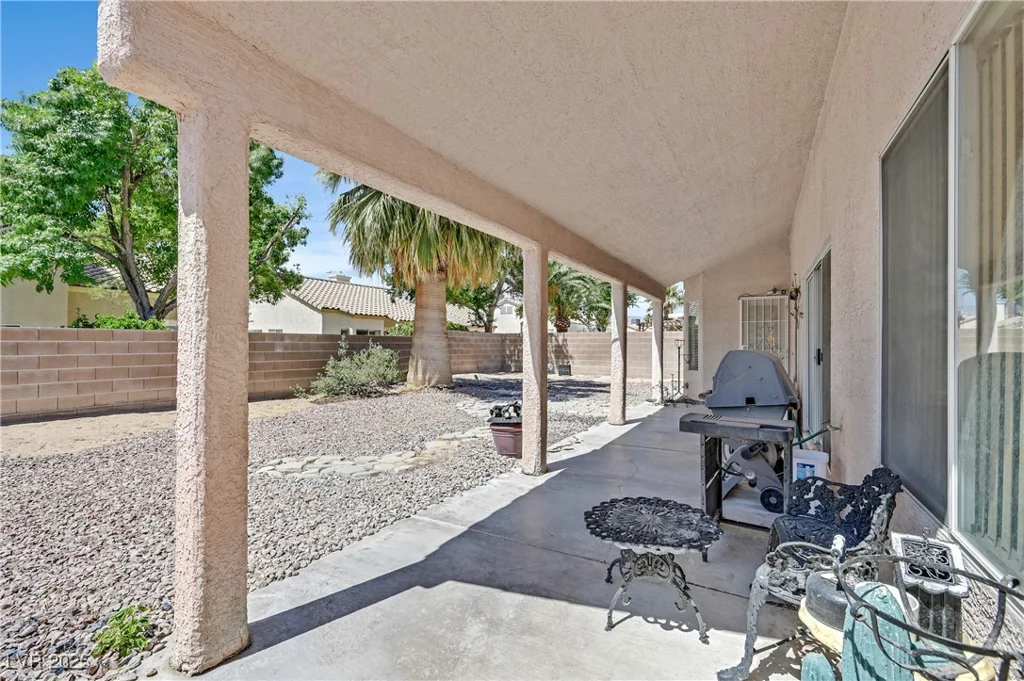 6125 Desert Haven, Las Vegas, NV 89130