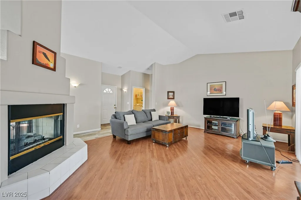 6125 Desert Haven, Las Vegas, NV 89130