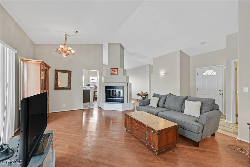 6125 Desert Haven, Las Vegas, NV 89130
