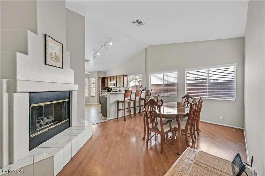 6125 Desert Haven, Las Vegas, NV 89130