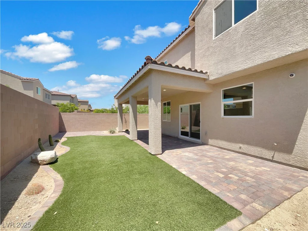 2125 Stone Well, North Las Vegas, NV 89031