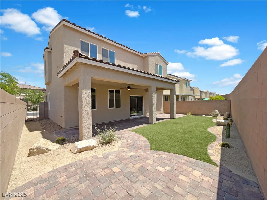 2125 Stone Well, North Las Vegas, NV 89031