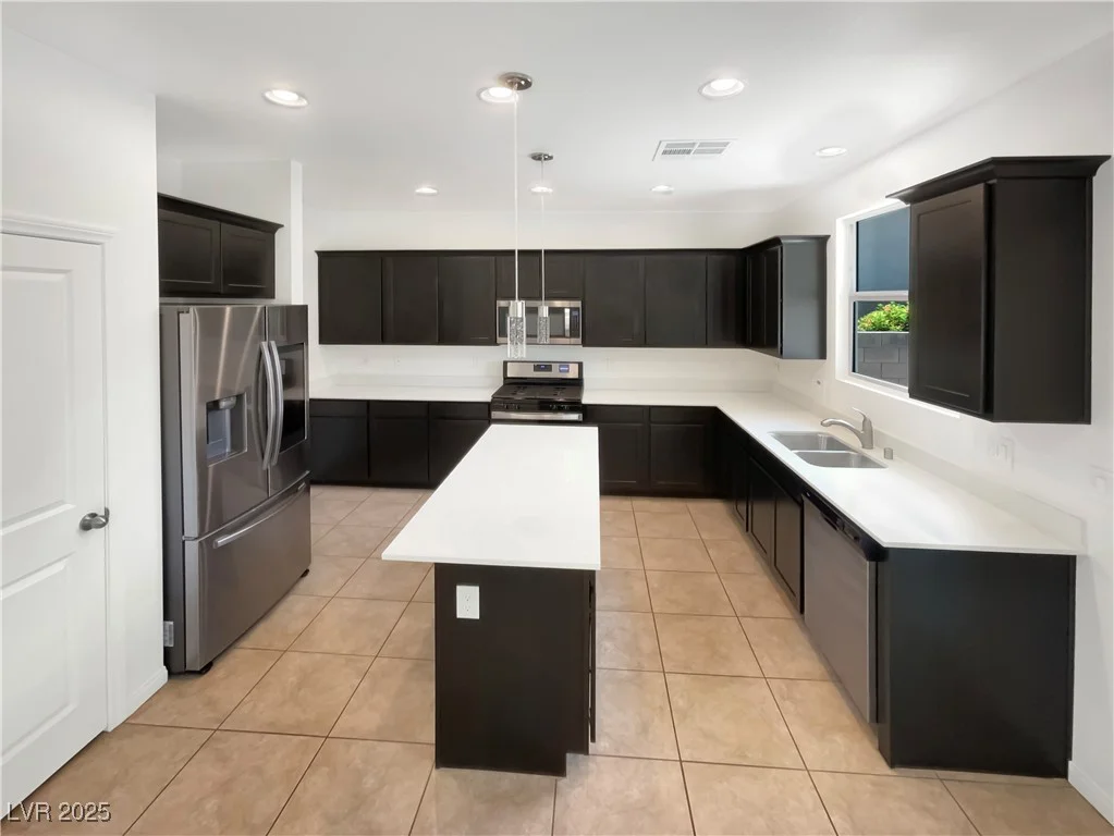 2125 Stone Well, North Las Vegas, NV 89031