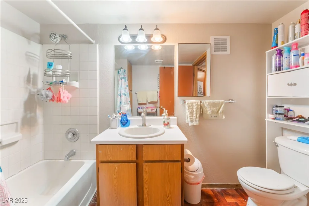 4648 Krissylouise, Las Vegas, NV 89121