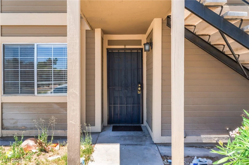 4648 Krissylouise, Las Vegas, NV 89121