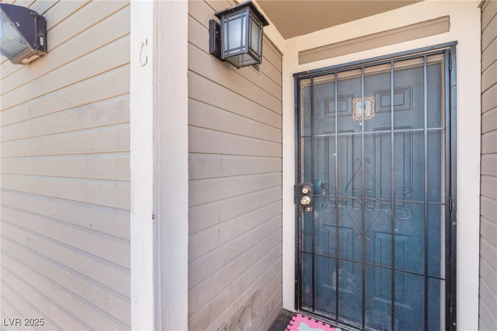 4648 Krissylouise, Las Vegas, NV 89121