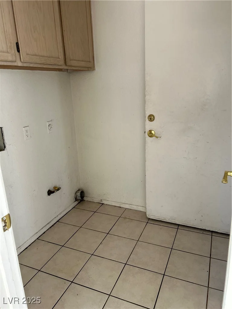 5024 Saint Annes, Las Vegas, NV 89149