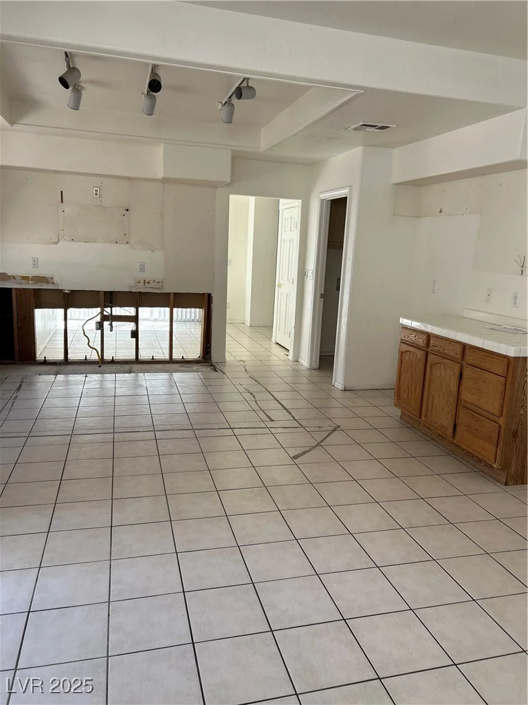 5024 Saint Annes, Las Vegas, NV 89149