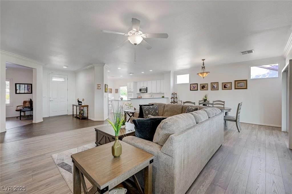 2261 Evening Lights, Henderson, NV 89052