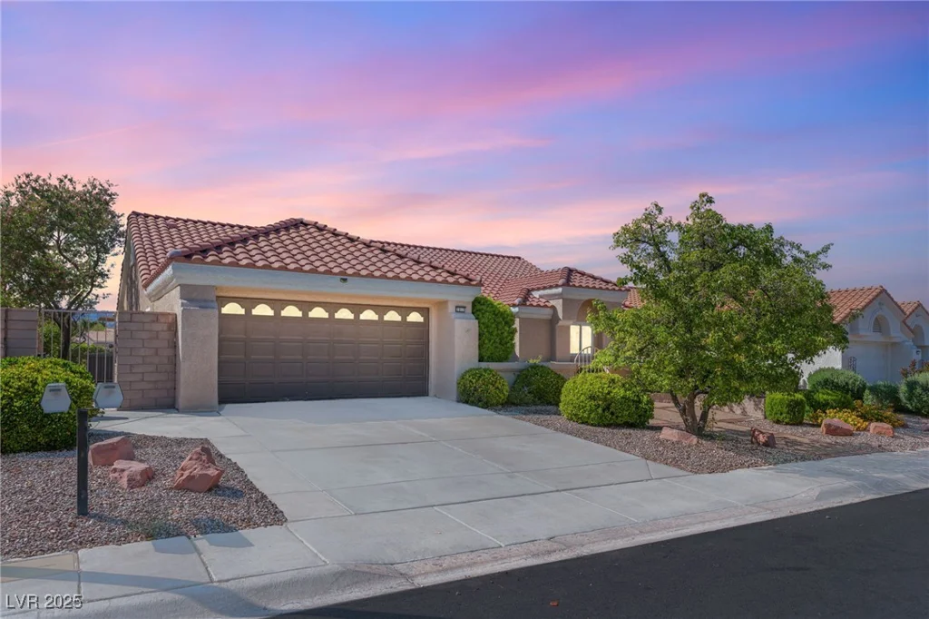 2917 Golf Links, Las Vegas, NV 89134