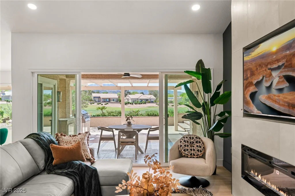 2917 Golf Links, Las Vegas, NV 89134