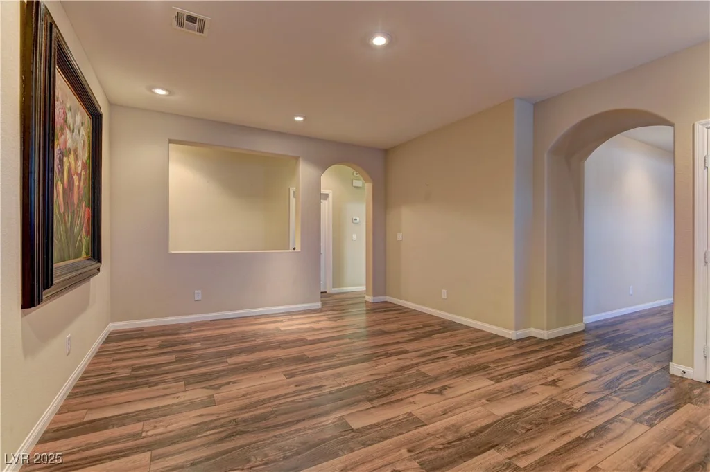 9120 Parkstone, Las Vegas, NV 89178