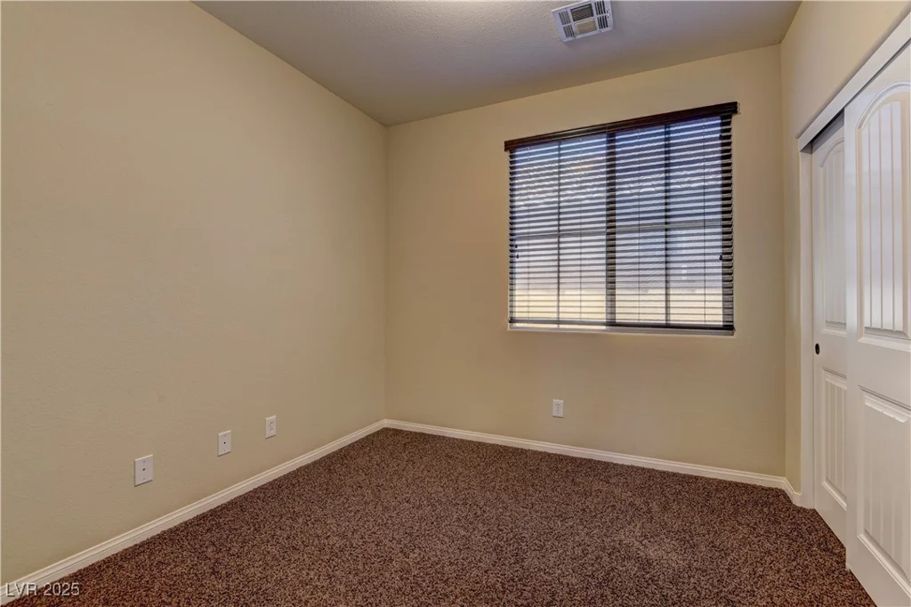 9120 Parkstone, Las Vegas, NV 89178