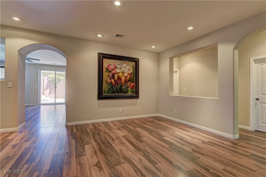 9120 Parkstone, Las Vegas, NV 89178