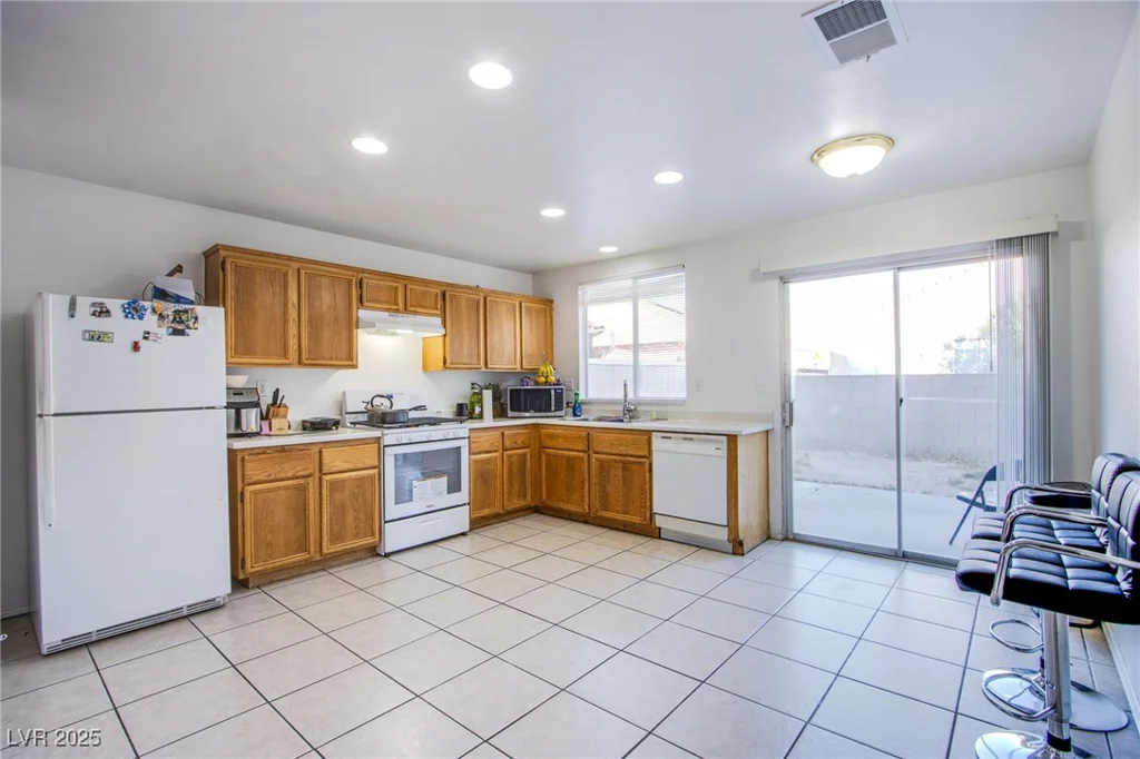 320 Ellen Marie, Las Vegas, NV 89110