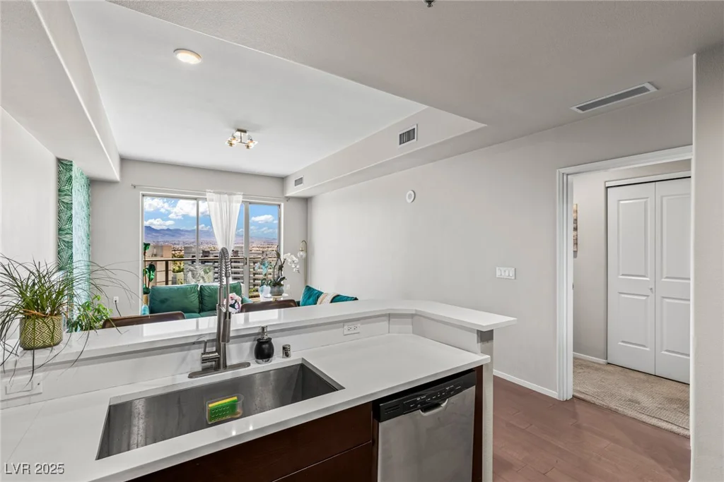 8255 Las Vegas, Las Vegas, NV 89123