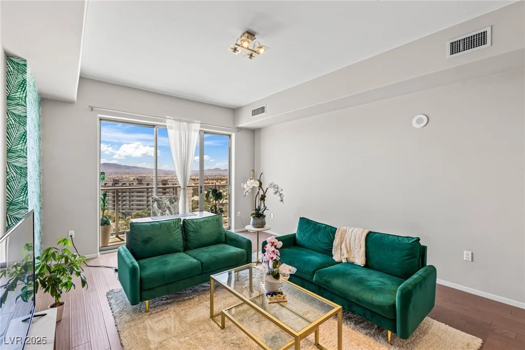 8255 Las Vegas, Las Vegas, NV 89123