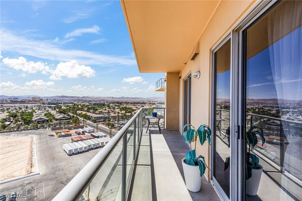 8255 Las Vegas, Las Vegas, NV 89123
