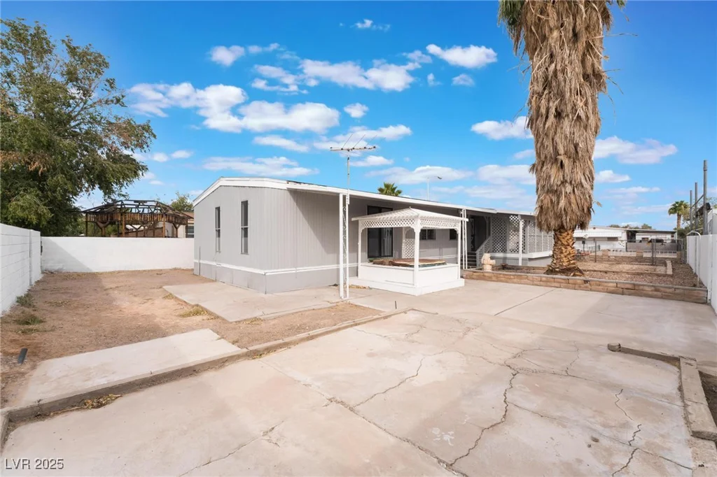 3627 Becerro, Las Vegas, NV 89121