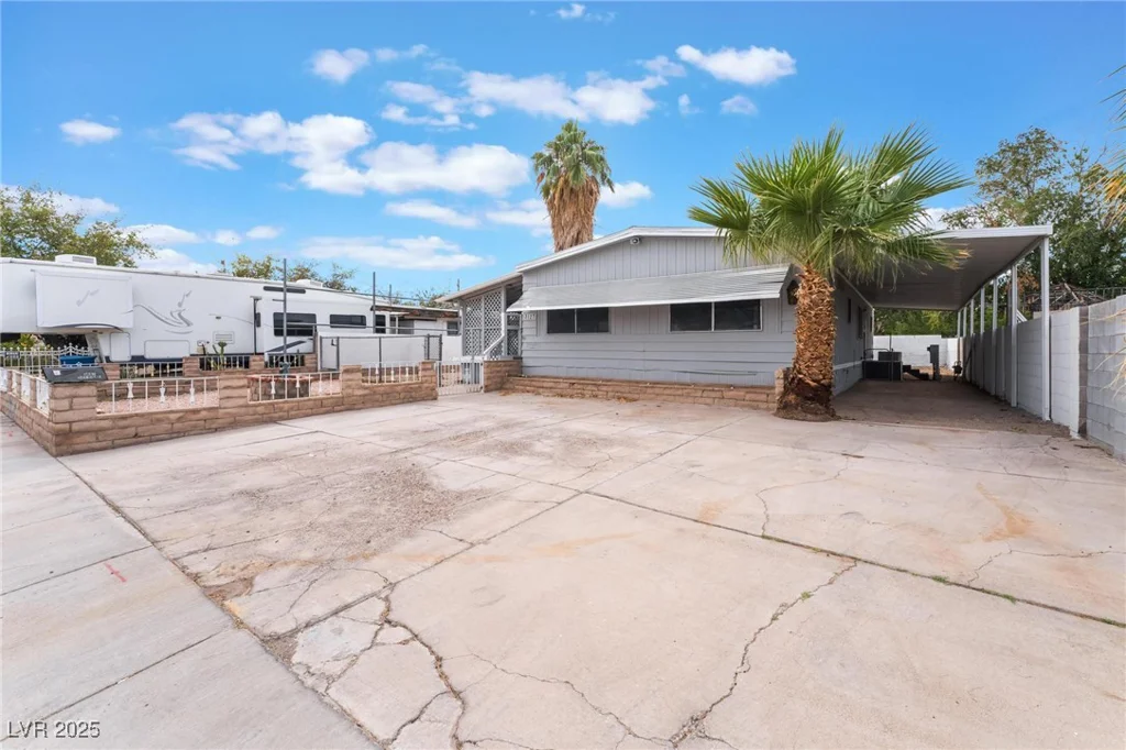 3627 Becerro, Las Vegas, NV 89121