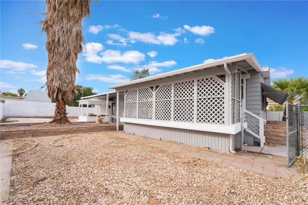 3627 Becerro, Las Vegas, NV 89121