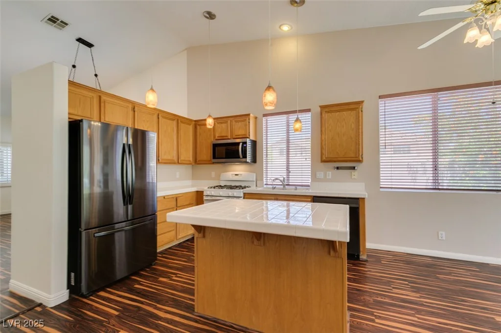 3336 Hidden Ridge, Las Vegas, NV 89129