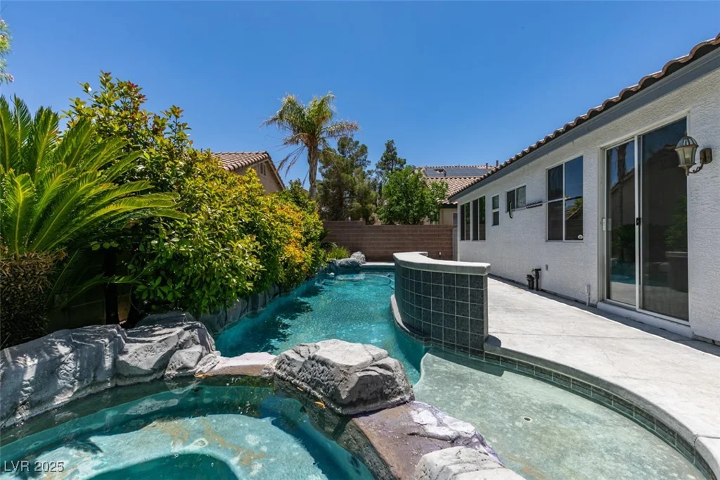 3336 Hidden Ridge, Las Vegas, NV 89129