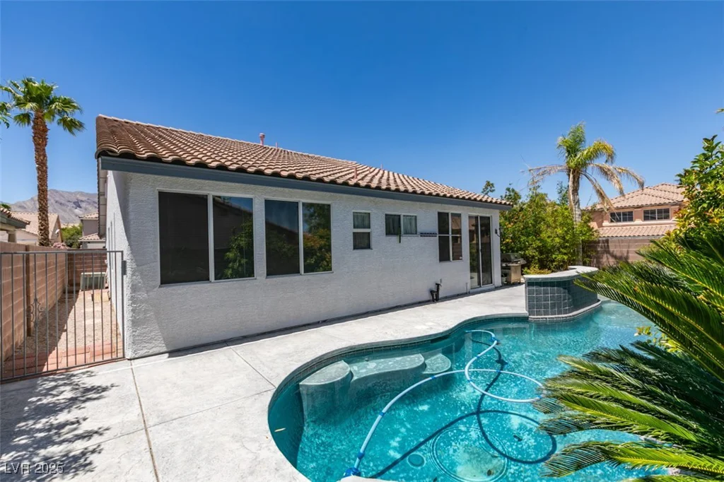 3336 Hidden Ridge, Las Vegas, NV 89129