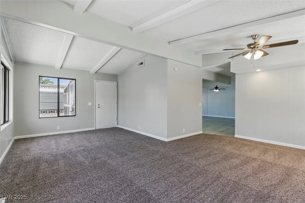 3542 Isle Royale, Las Vegas, NV 89122
