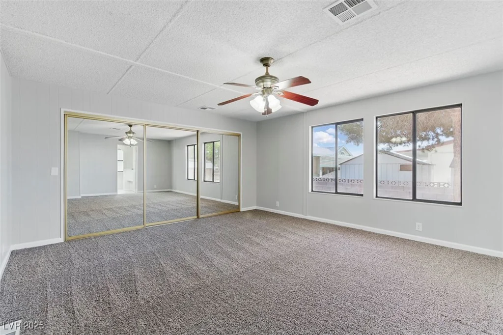 3542 Isle Royale, Las Vegas, NV 89122