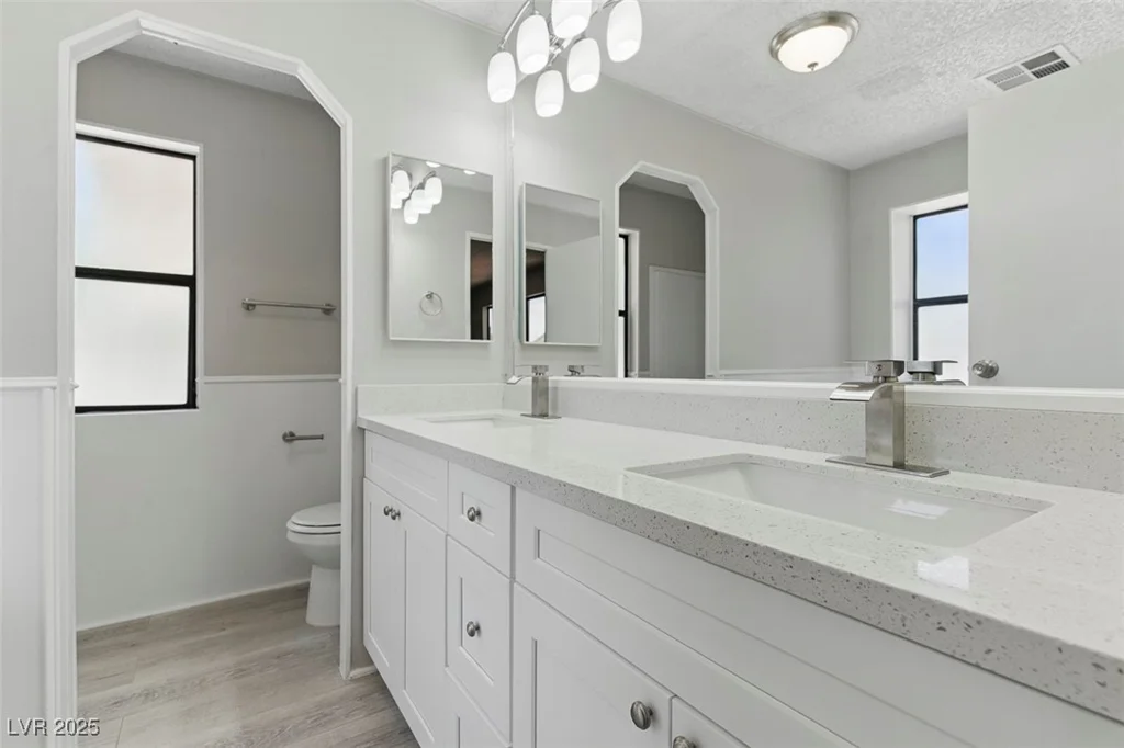 3542 Isle Royale, Las Vegas, NV 89122