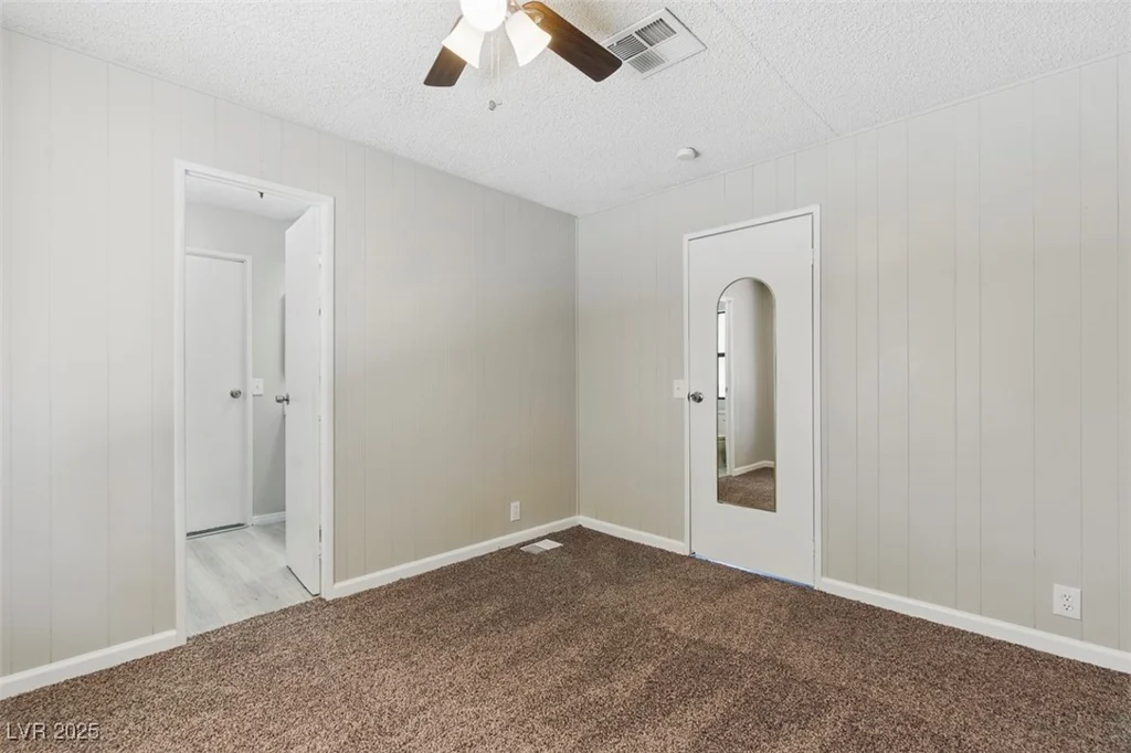3542 Isle Royale, Las Vegas, NV 89122