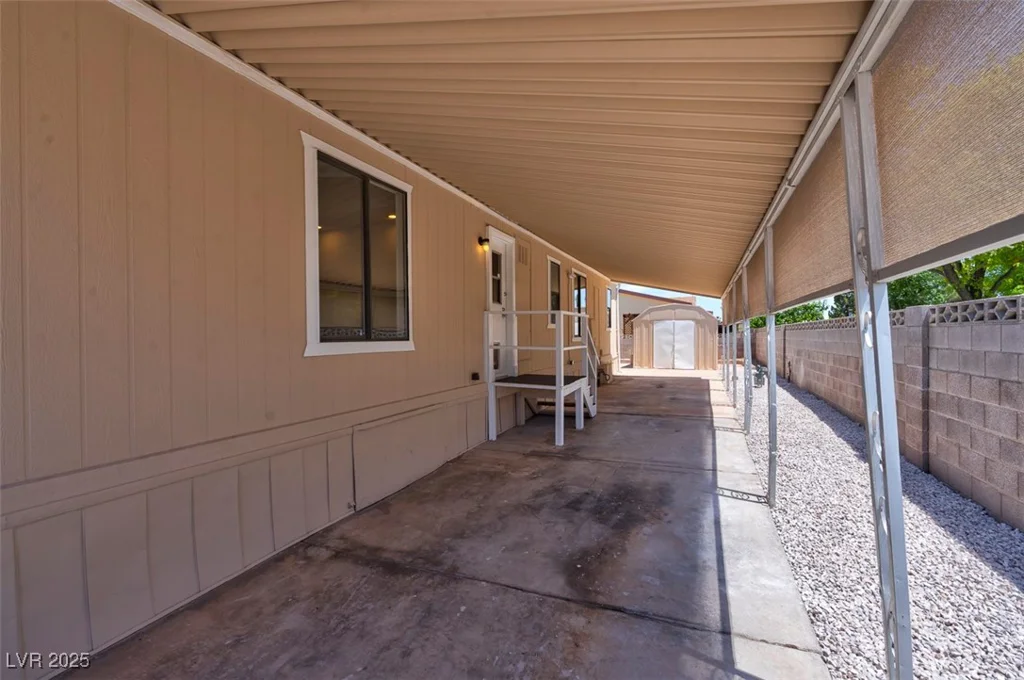 3542 Isle Royale, Las Vegas, NV 89122