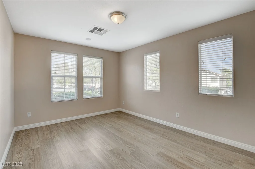 8307 Fort Hallock, Las Vegas, NV 89131