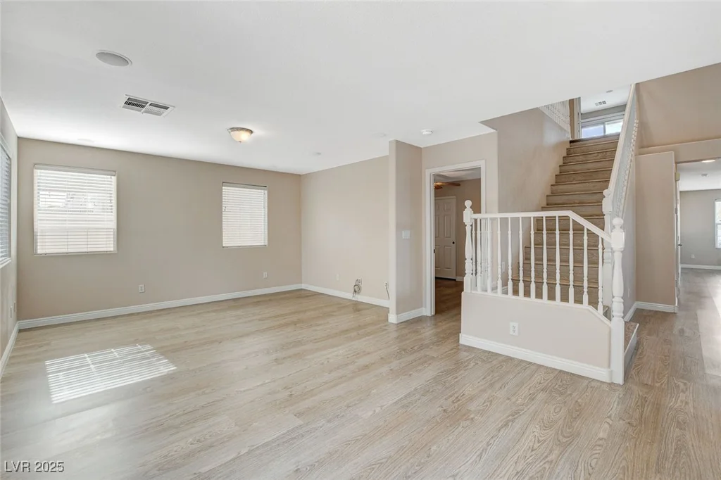 8307 Fort Hallock, Las Vegas, NV 89131