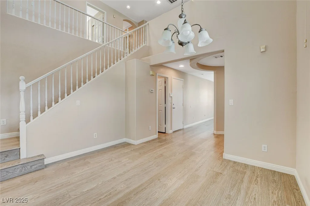 8307 Fort Hallock, Las Vegas, NV 89131