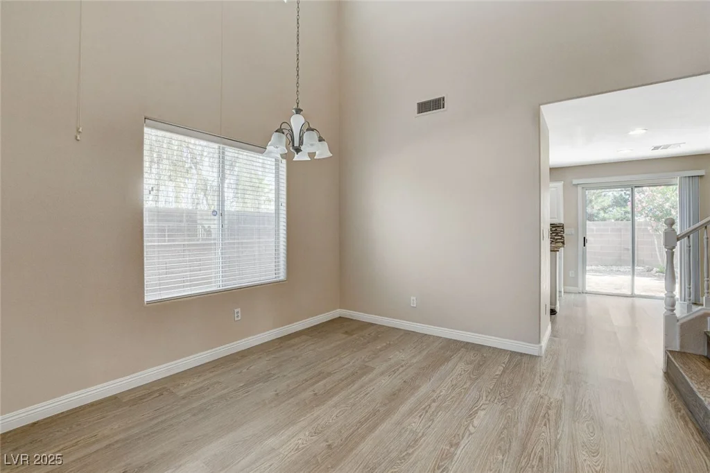 8307 Fort Hallock, Las Vegas, NV 89131