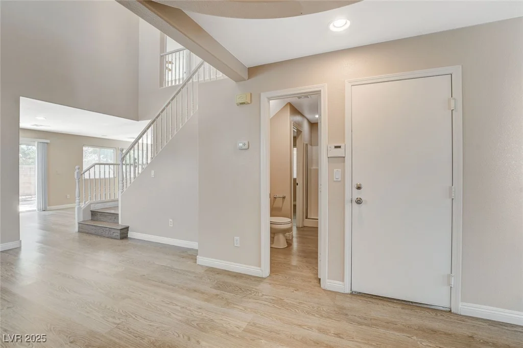 8307 Fort Hallock, Las Vegas, NV 89131
