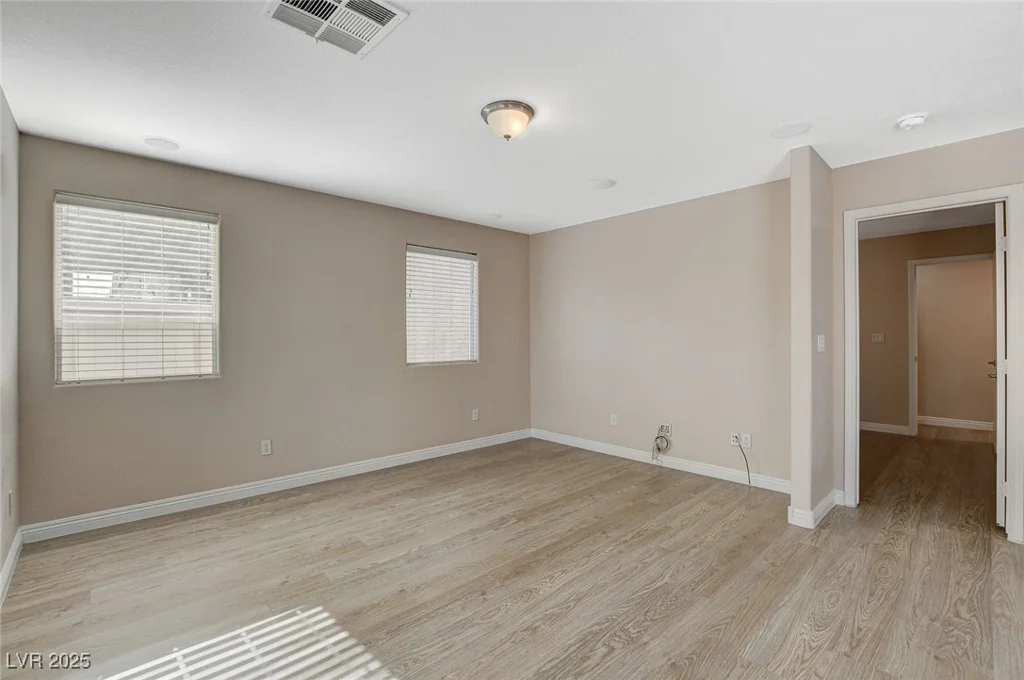 8307 Fort Hallock, Las Vegas, NV 89131