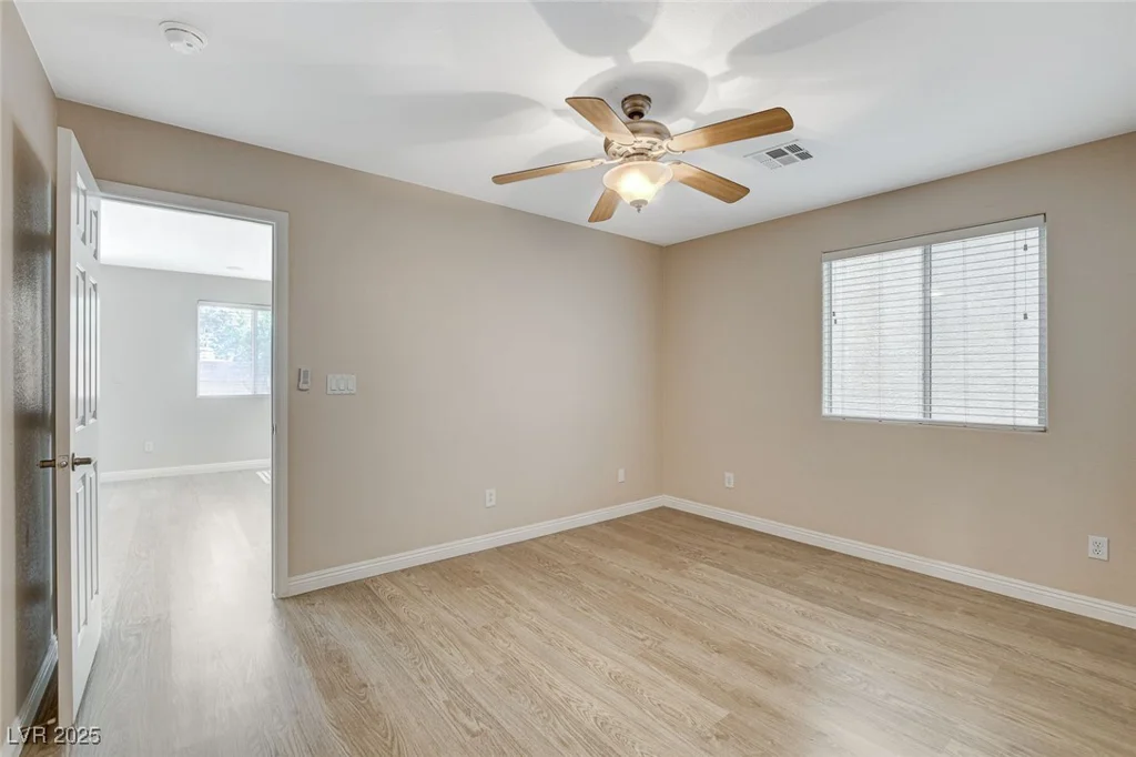 8307 Fort Hallock, Las Vegas, NV 89131