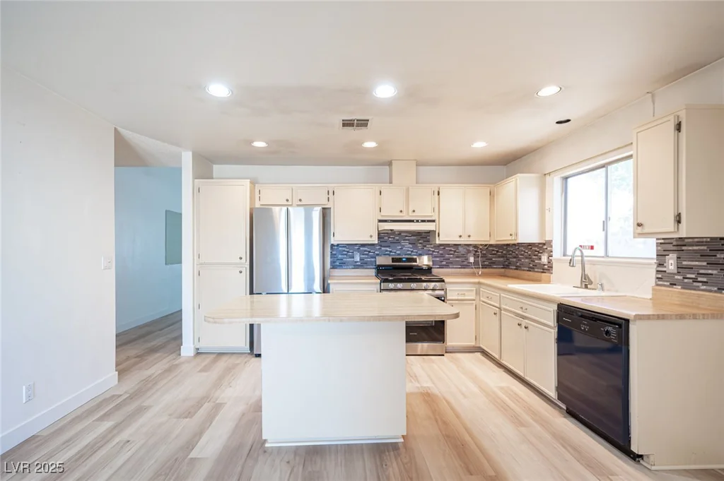 4409 Rosebank, Las Vegas, NV 89108