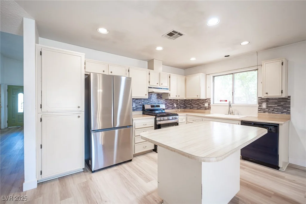 4409 Rosebank, Las Vegas, NV 89108