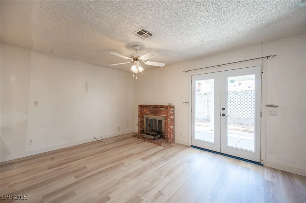 4409 Rosebank, Las Vegas, NV 89108