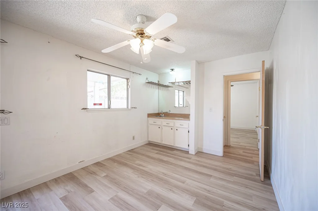 4409 Rosebank, Las Vegas, NV 89108