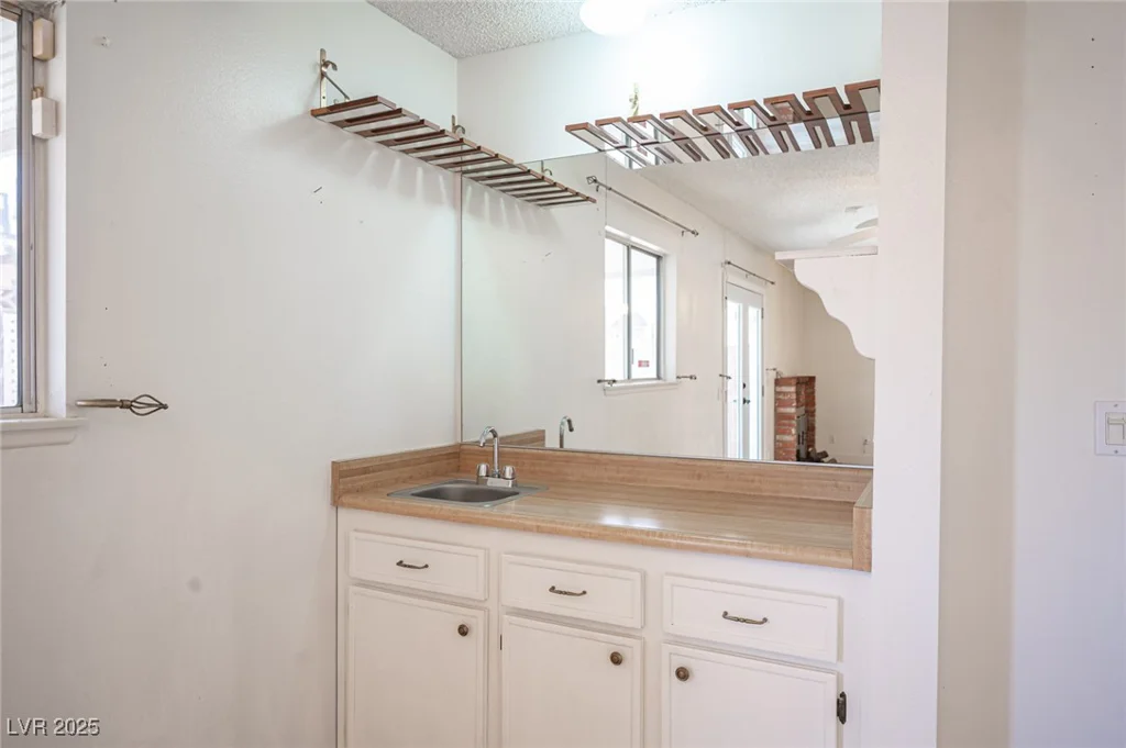 4409 Rosebank, Las Vegas, NV 89108