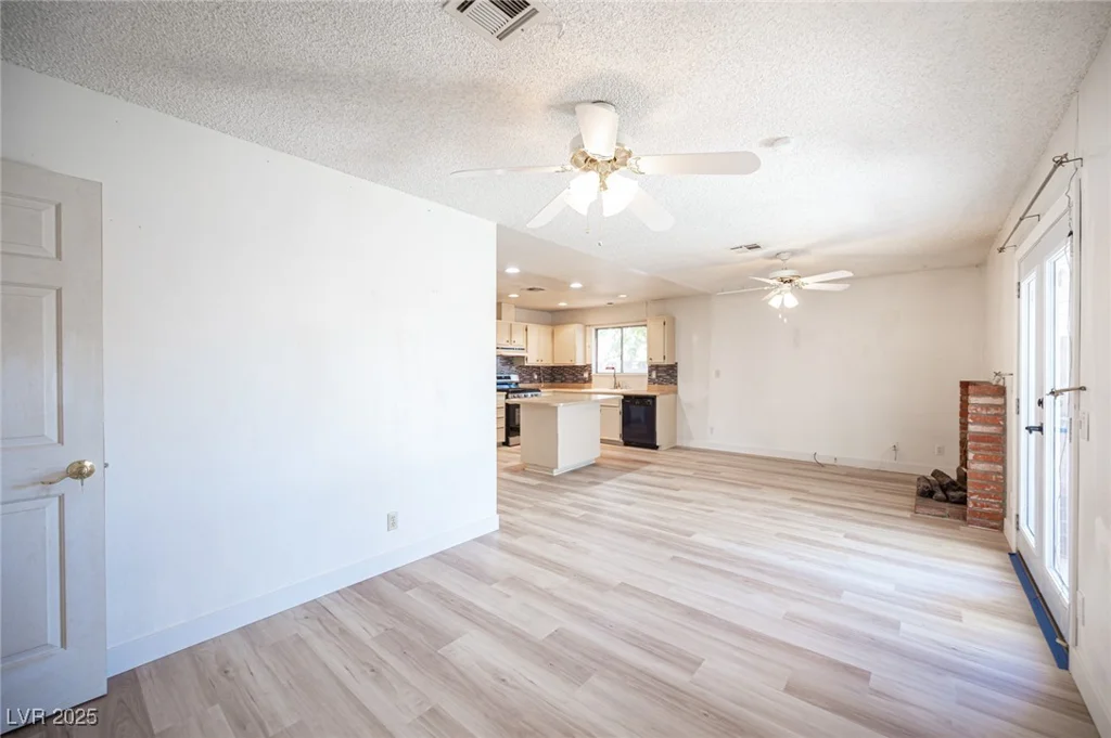 4409 Rosebank, Las Vegas, NV 89108