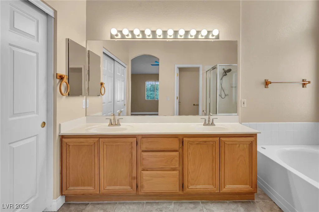7824 Faith, Las Vegas, NV 89131