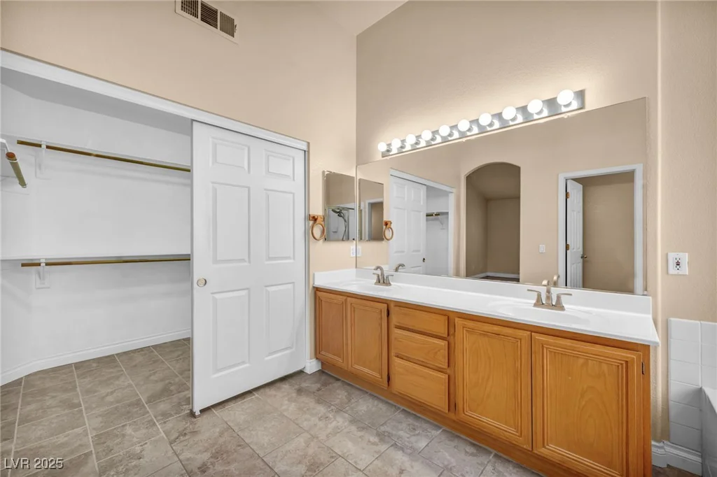 7824 Faith, Las Vegas, NV 89131