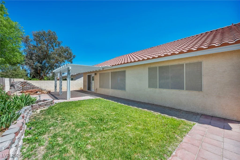 7824 Faith, Las Vegas, NV 89131